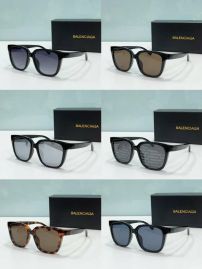 Picture of Balenciga Sunglasses _SKUfw52400570fw